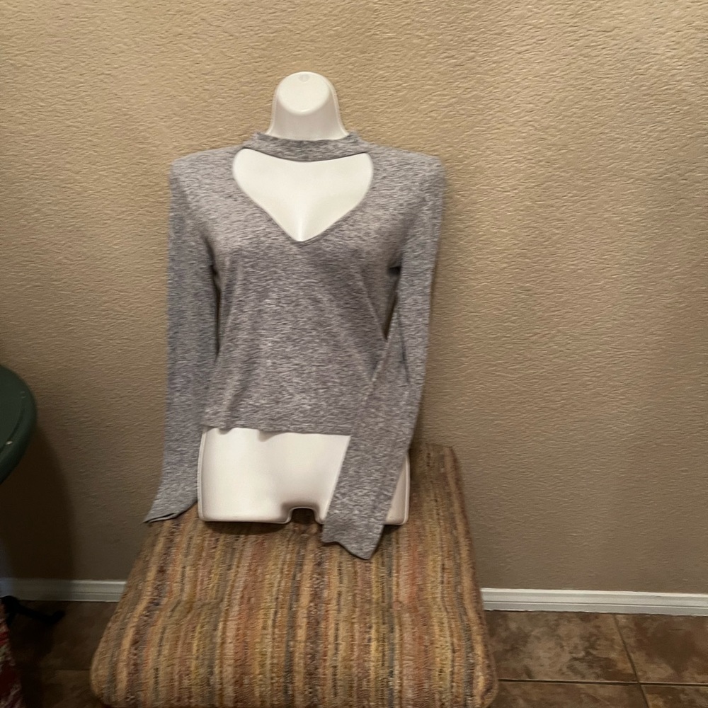 ❤️4 for $15 Forever 21 keyhole Mock Neck Gray Sweater